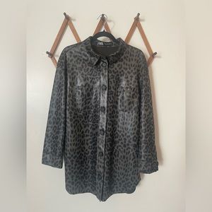 Zara Womens Green Leopard Print Shacket